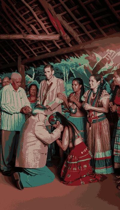 Cerimônia de casamento brasileiro apresentando rituais sagrados e tradições culturais