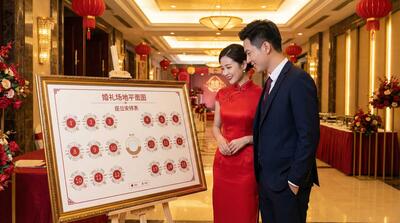 优雅的婚礼场地平面图和座位安排表，布局井然有序
